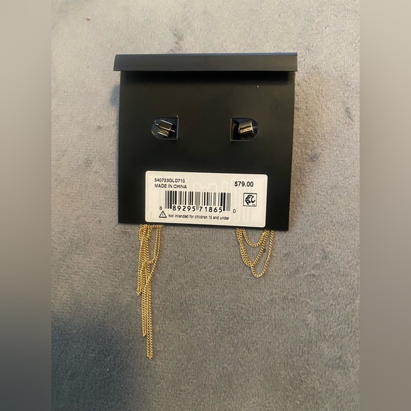 BNWT All Saints Gold Mismatched Draped Chain Huggie Hoop Earrings $79 - Picture 4 of 4